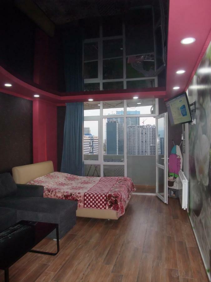 Apartment With Black Sea View Batumi Exterior foto
